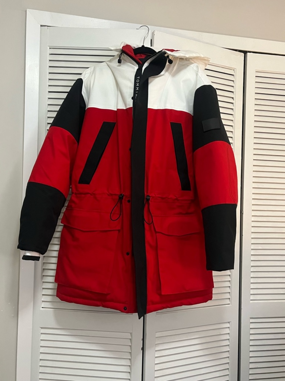 Tommy Hilfiger Red, White & Black Hooded Colorblock Parka